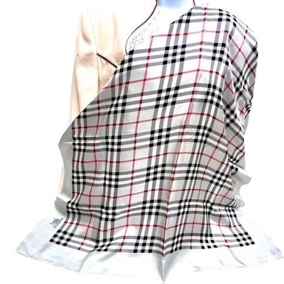 Burberrys 100% Silk Scarf 34" Nova Check Plaid Equestrian Knight Gray Black (61) - Picture 16 of 16